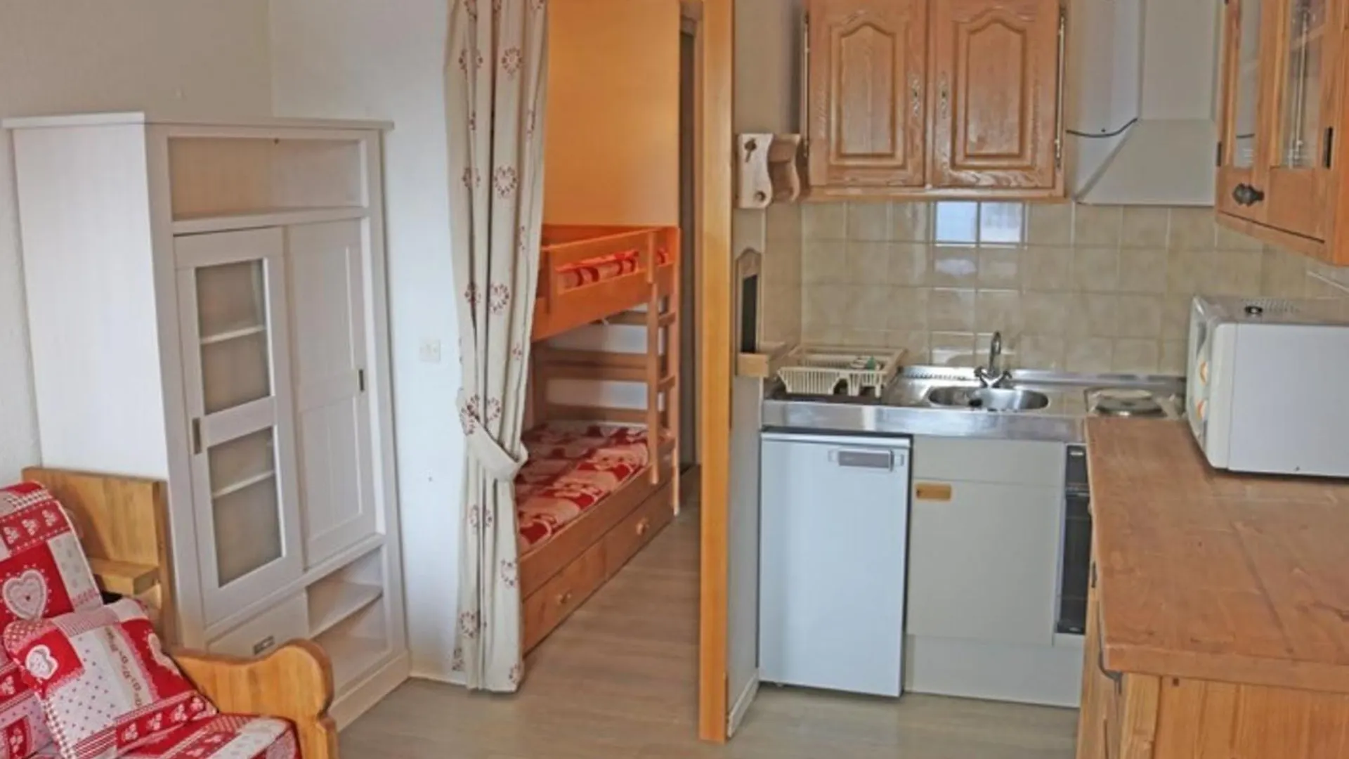 Studio Renove, Style Montagne, Pied Des Pistes, Balcon Expose Sud, Pour 4 Personnes A La Rosiere - Fr-1-398-557 Montvalezan Apartment
