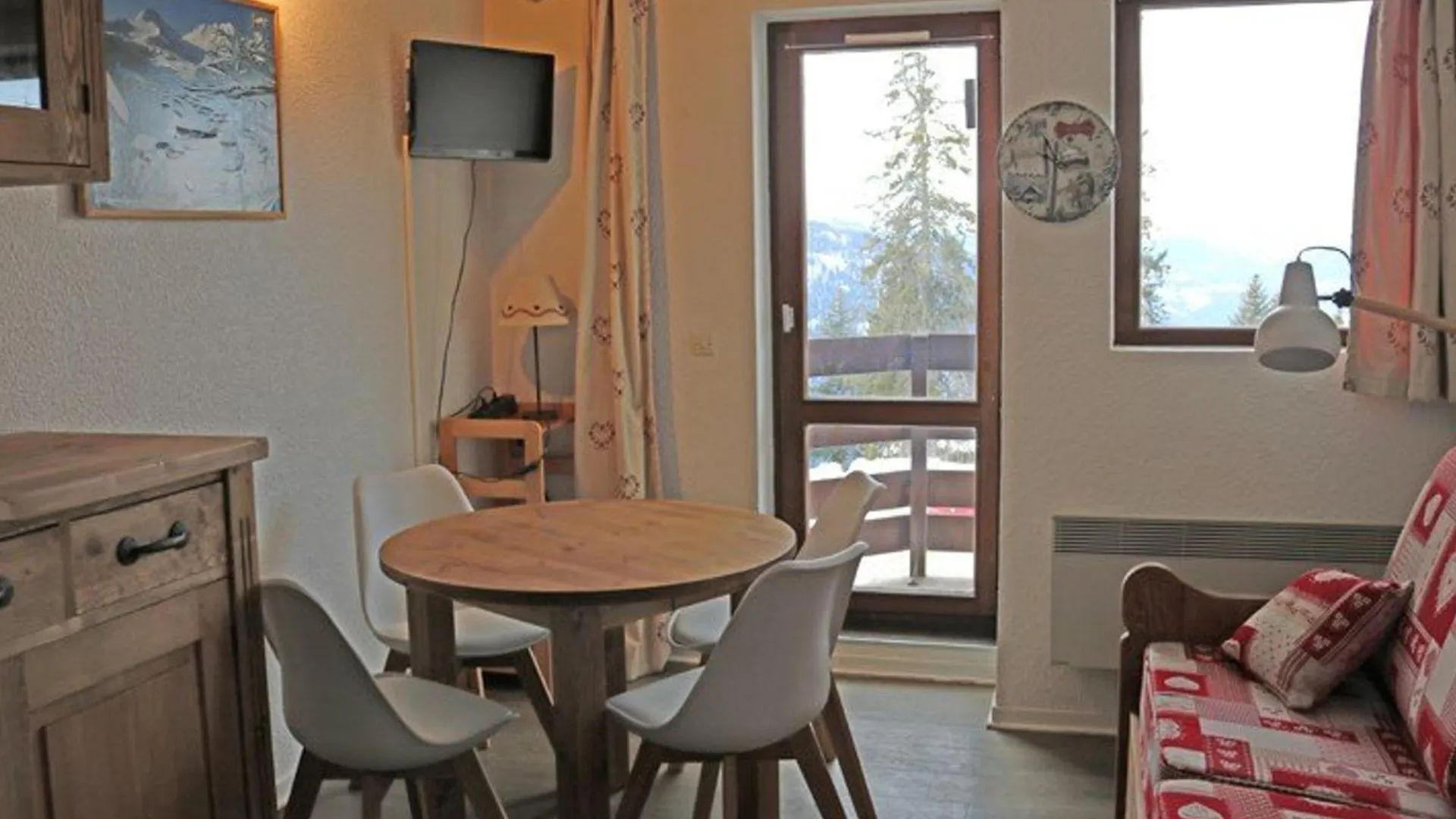 Studio Renove, Style Montagne, Pied Des Pistes, Balcon Expose Sud, Pour 4 Personnes A La Rosiere - Fr-1-398-557 Montvalezan